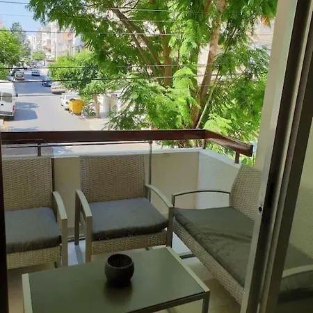 아파트 Cozy Comfortable 2-bedroom 레메소스